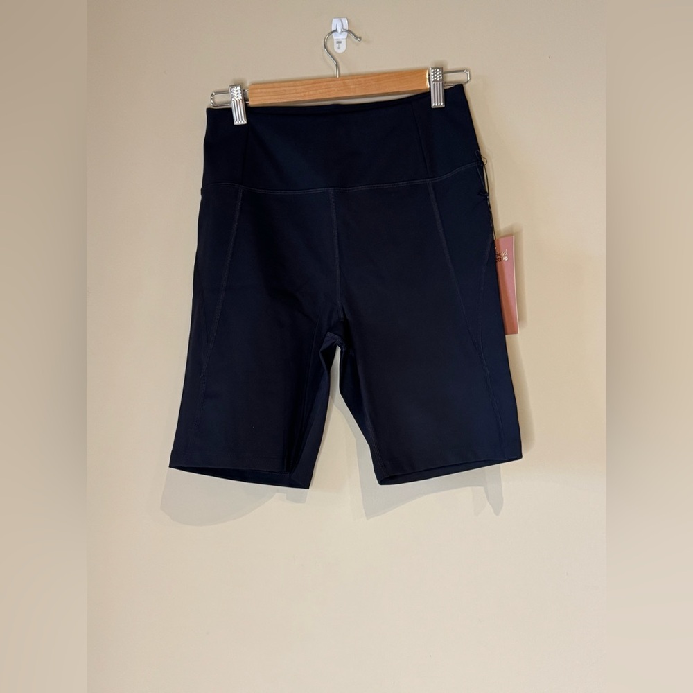 GIRLFRIEND COLLECTIVE Black Athletic Bike Short